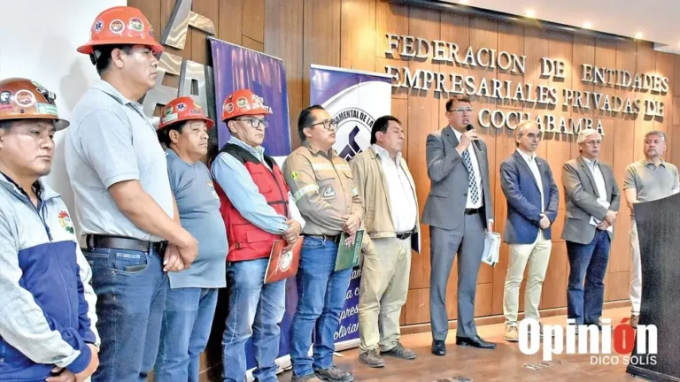FEPC: bloqueo paraliza el despacho diario de 2.500 toneladas de cemento